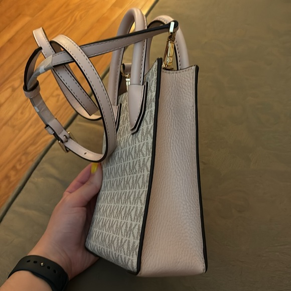 Michael Kors mini handbag, beige and light pink - Picture 3 of 3